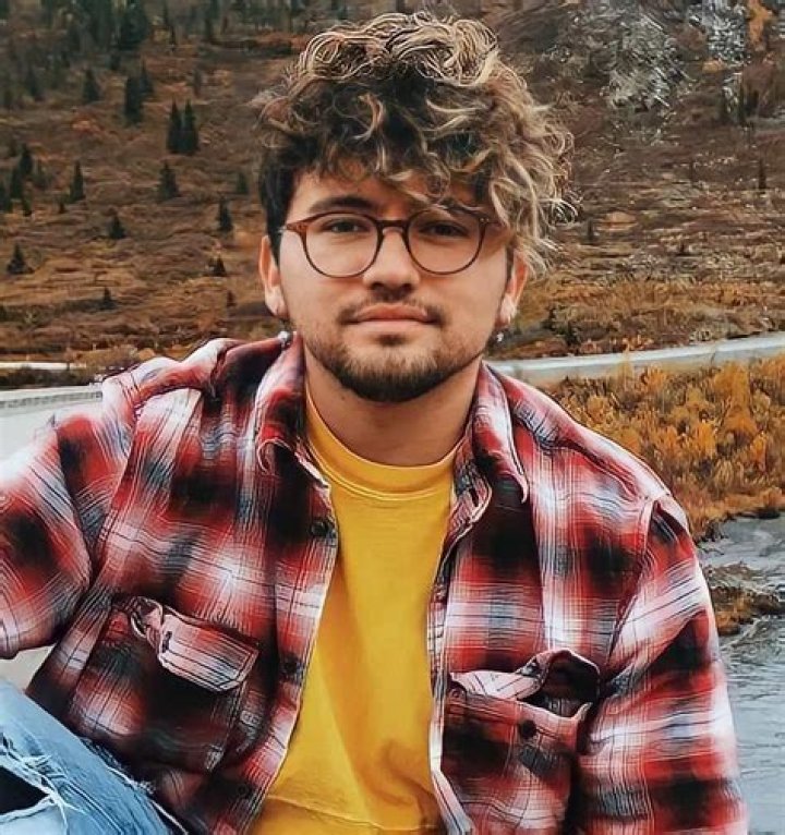 JC Caylen Net Worth  - Pulptastic