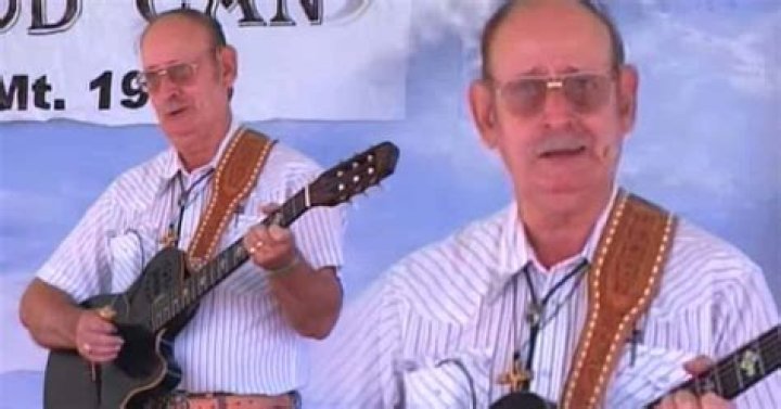 Jerry Ott’s Superb Version of “Old Rivers” by Walter Brennan