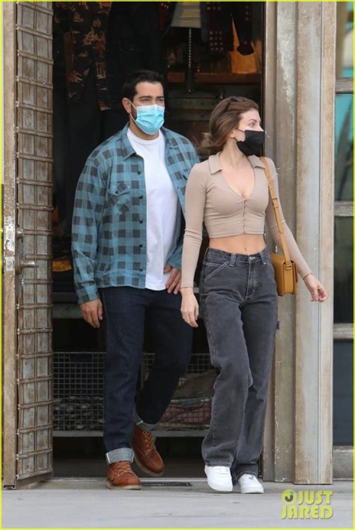 Jesse Metcalfe's Girlfriend: Who Is Corin Jamie-Lee Clark?