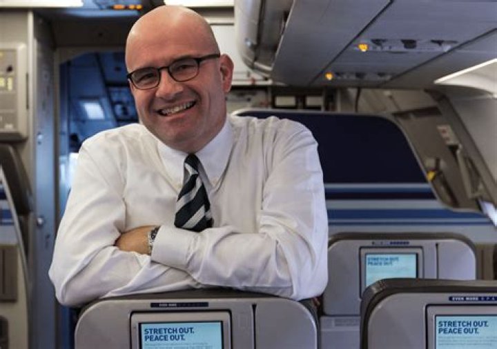 JetBlue president says government needs to coordinate airline safety measures