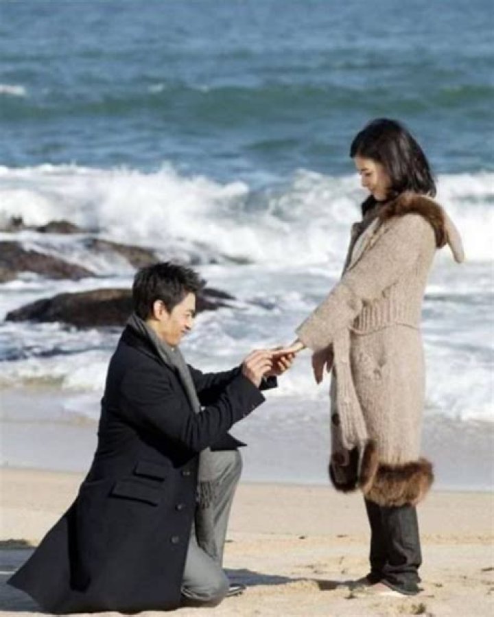 Ji Sung And Lee Bo Young: A Timeless Love Story
