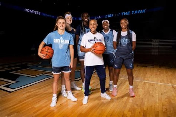 Johnson & Wales University - Providence Women's Basketball Program Information