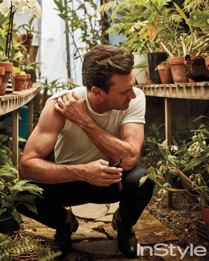 Jon Hamm on Life After Mad Men and Why Being Single 