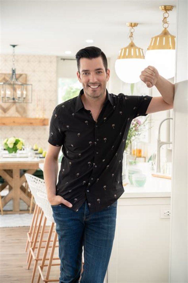 Jonathan Scott Biography
