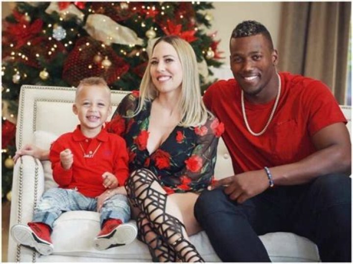Jorge Soler Biography, Age, Height, Wife, Net Worth, Wiki