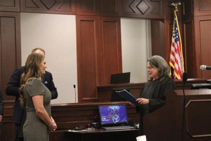 Judicial agency dismisses ethics charge against Cherokee judge