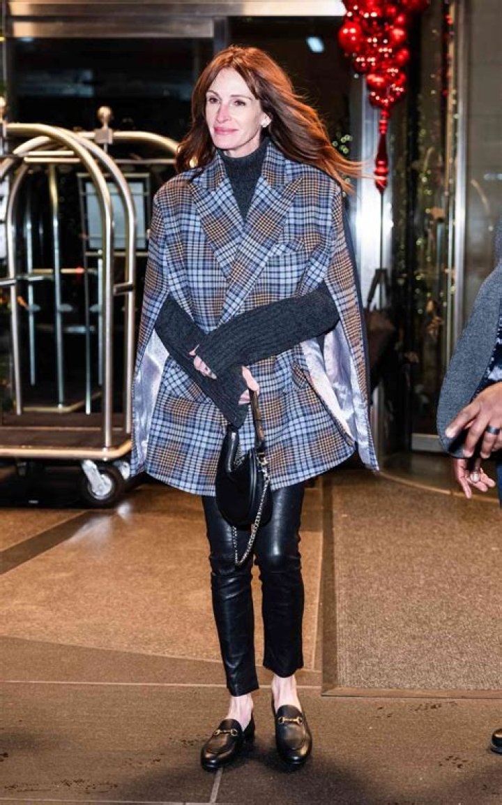 Julia Roberts Just Wore the Edgiest Version of Gen Z’s Most-Hated Style