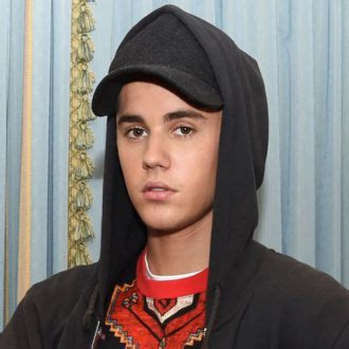 Justin Bieber Wants to Sue Everyone Who Published His Dick