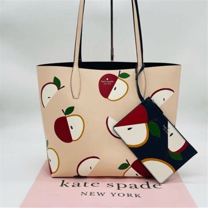 Kate Spade, Apple, and Le Creuset Are Up to 78% Off at Amazon