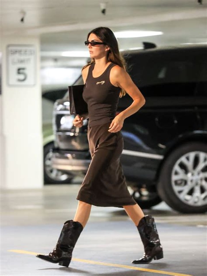 Kendall Jenner Paired a Tiny Bikini With Cowboy Boots