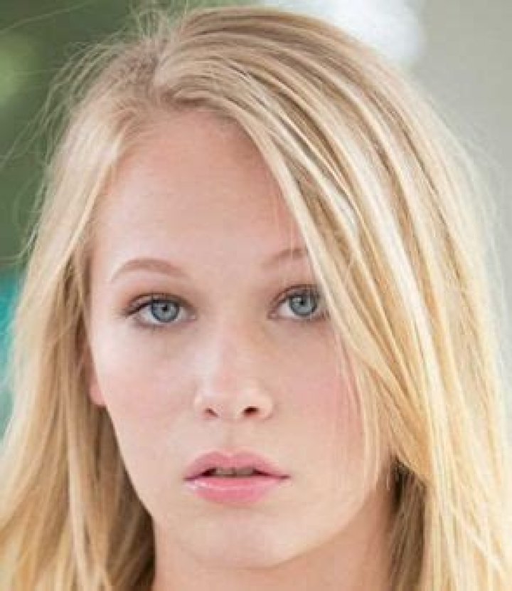Kenna James Biography, Height, Family, Wiki & More
