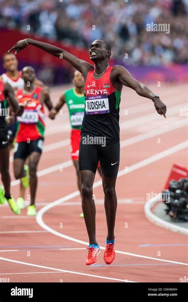 Kenyan Rudisha sets 800m world record