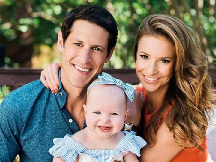 Kristin Fisher Biography, Age, Height, Husband, Net Worth