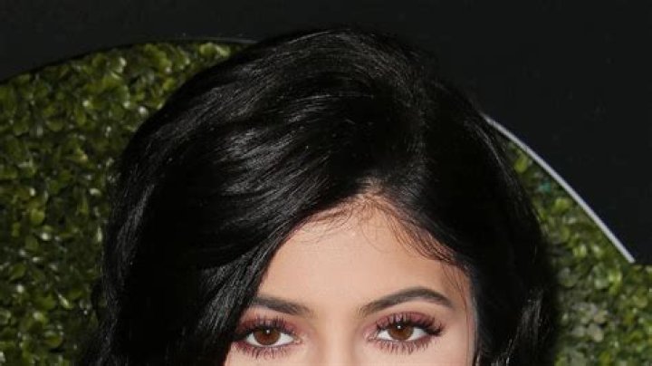 Kylie Jenner Shows Off Scar on Instagram