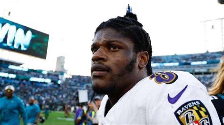 Lamar Jackson Daughter: Is NFL's Highest Paid QB a Baby Daddy?
