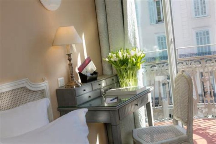 Le Cavendish Hotel Review, Cannes