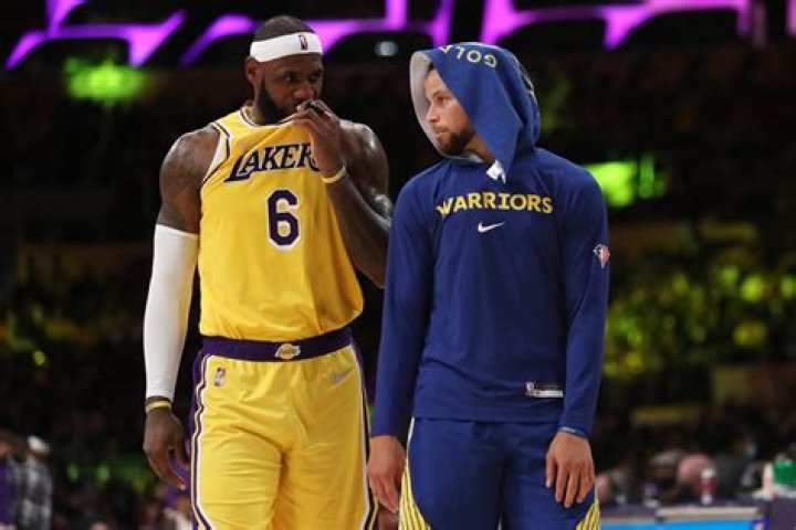 LeBron James compares Stephen Curry to his son as the ideal teammate