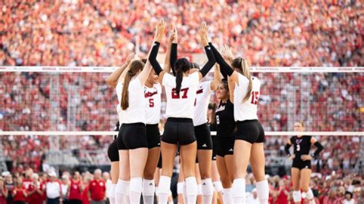 Lees-McRae College Women's Volleyball Scholarships Guide