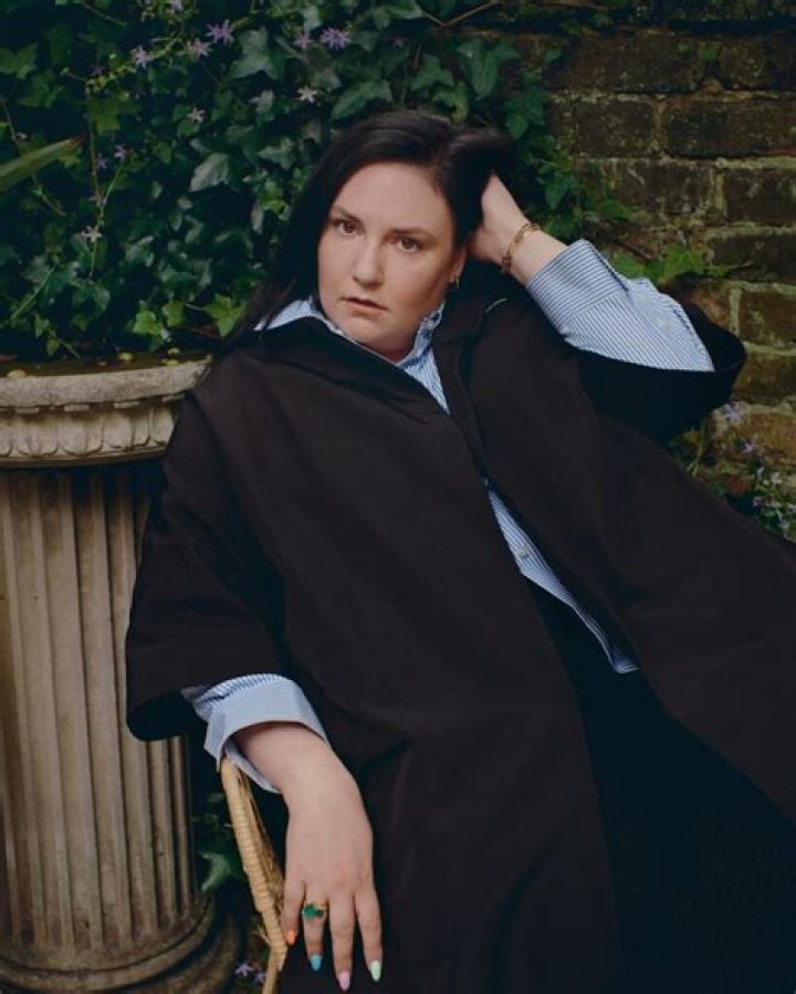 Lena Dunham Net Worth  - Pulptastic