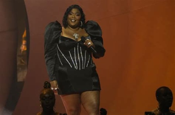 Lizzo Protested the Tennessee Drag Ban On Stage