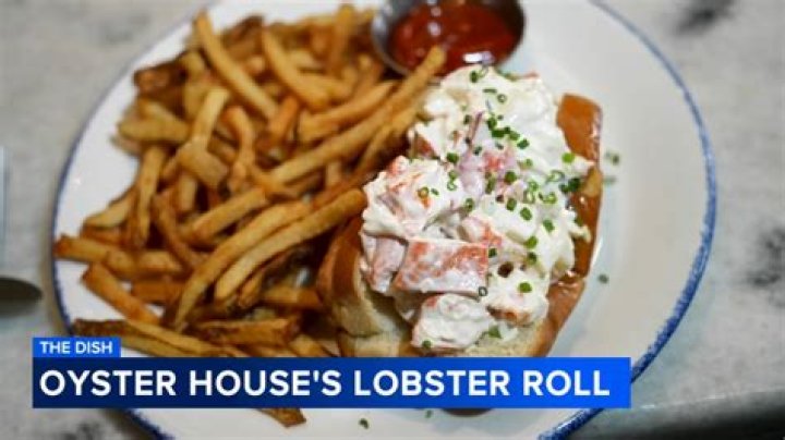 Lobster roll from Pop's Lobster Shack