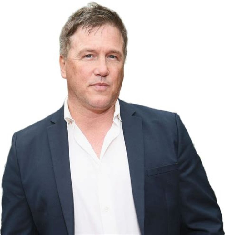 Lochlyn Munro Net Worth  - Pulptastic