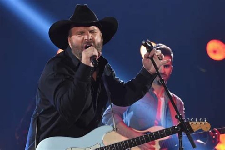 Luke Bryan, Jason Aldean Join Garth Brooks for Houston Rodeo