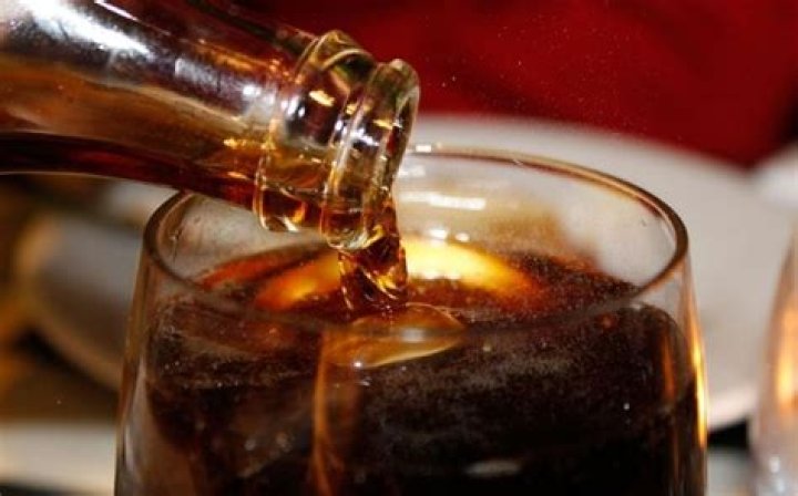 Man with a three-litre-a-day cola habit drinks himself to death