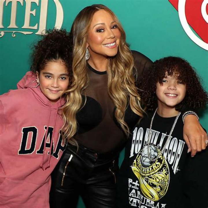 Mariah Carey Allegedly Seeking 'Primary Custody' Of Twins With Nick Cannon