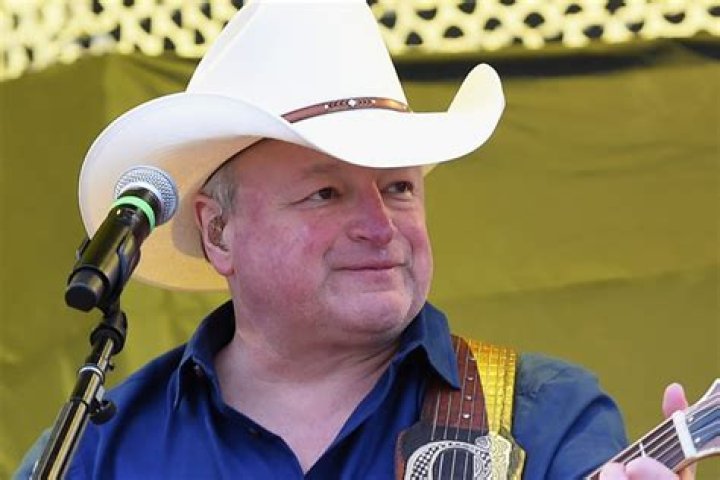 Mark Chesnutt Tests Positive for COVID Amid Recovery From Surgery
