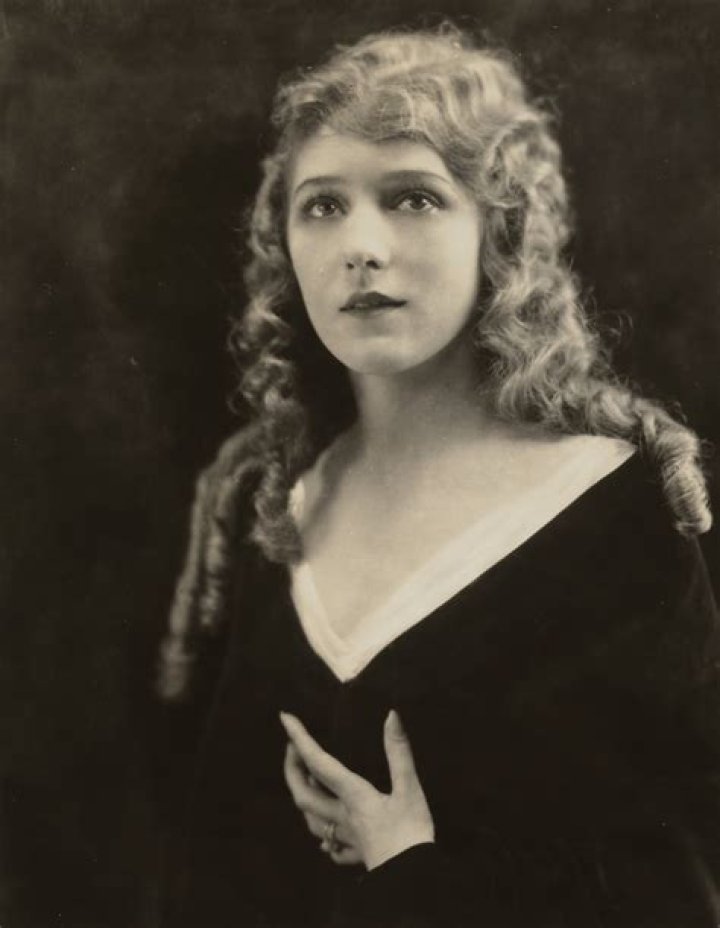 Mary Pickford Net Worth  - Pulptastic