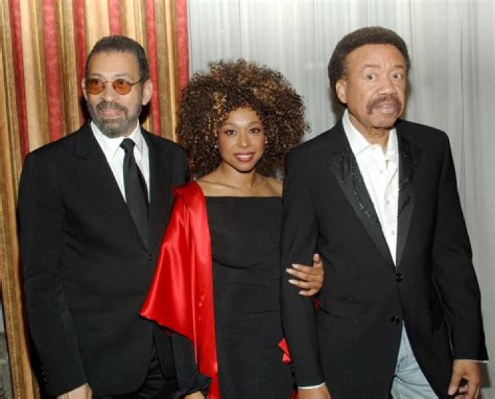 Maurice White Net Worth  - Pulptastic