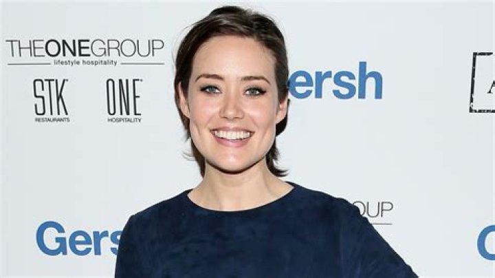 Megan Boone Net Worth  - Pulptastic