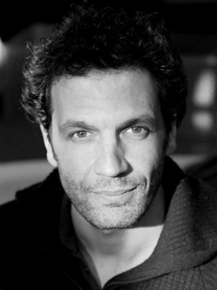 Mehdi Nebbou: Origine, Taille, Poids, Parents, Enceinte, Familie, Âge