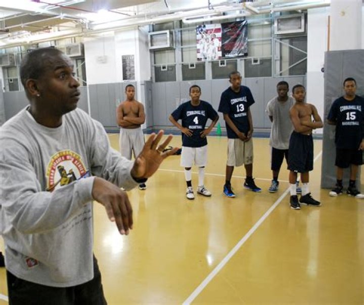 Mens Basketball Recruiting | Cobble Hill School of American Studies