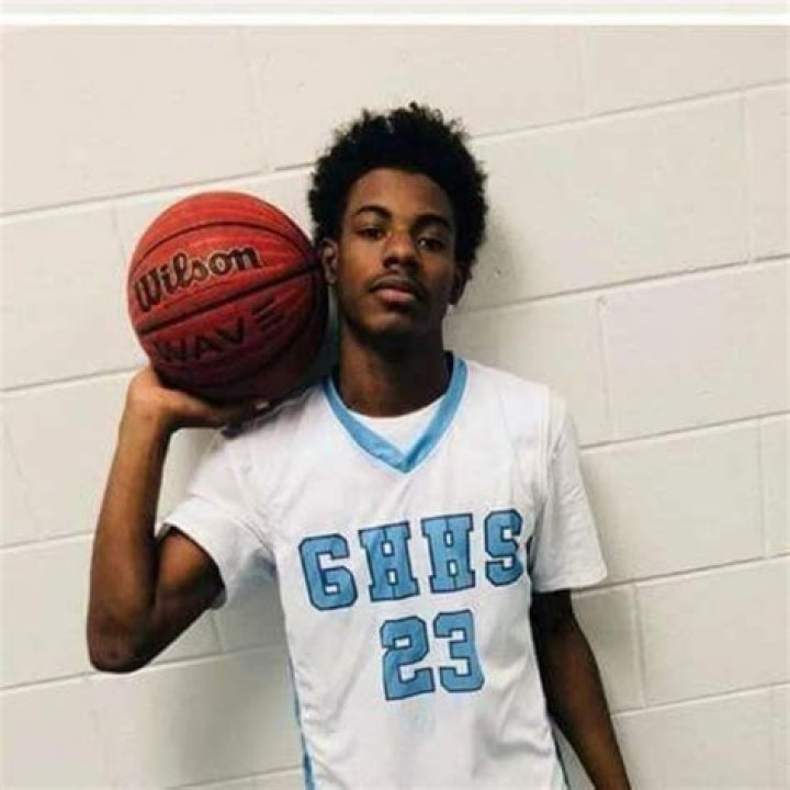 Mens Basketball Recruiting | Glenn Hills High School