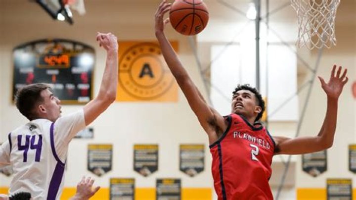 Mens Basketball Recruiting | Plainfield East High School