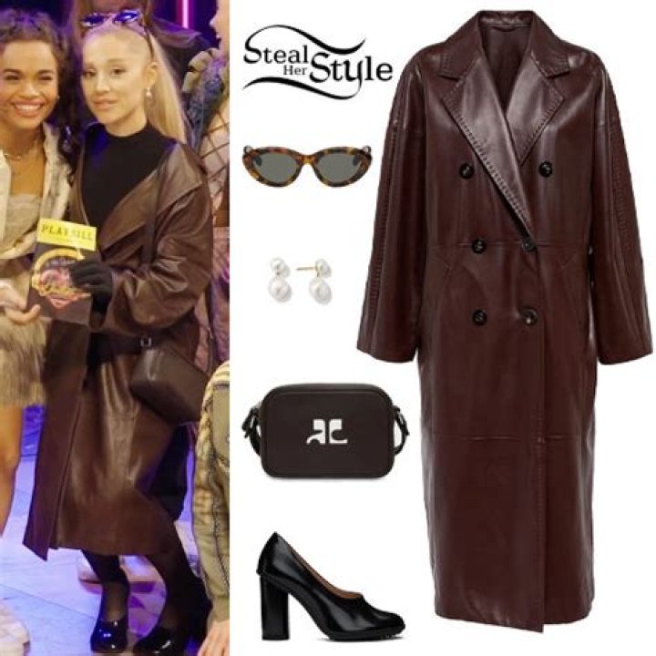 Michelle Mason Outfits | Steal Her Style