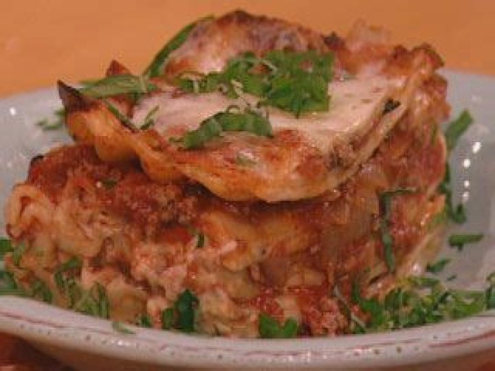 Mile-High Lasagna | Recipe - Rachael Ray Show