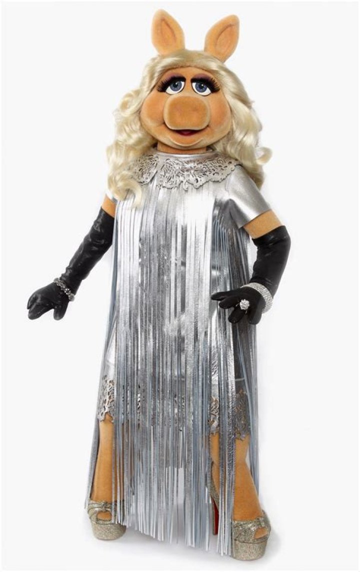 Miss Piggy's 10 Best Looks Ever