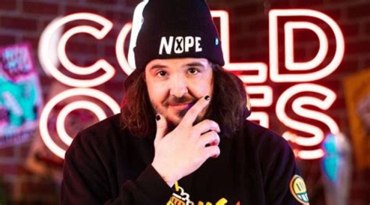 Mully - Height, Net Worth, Age, Family, Wife, Girlfriend, Bio