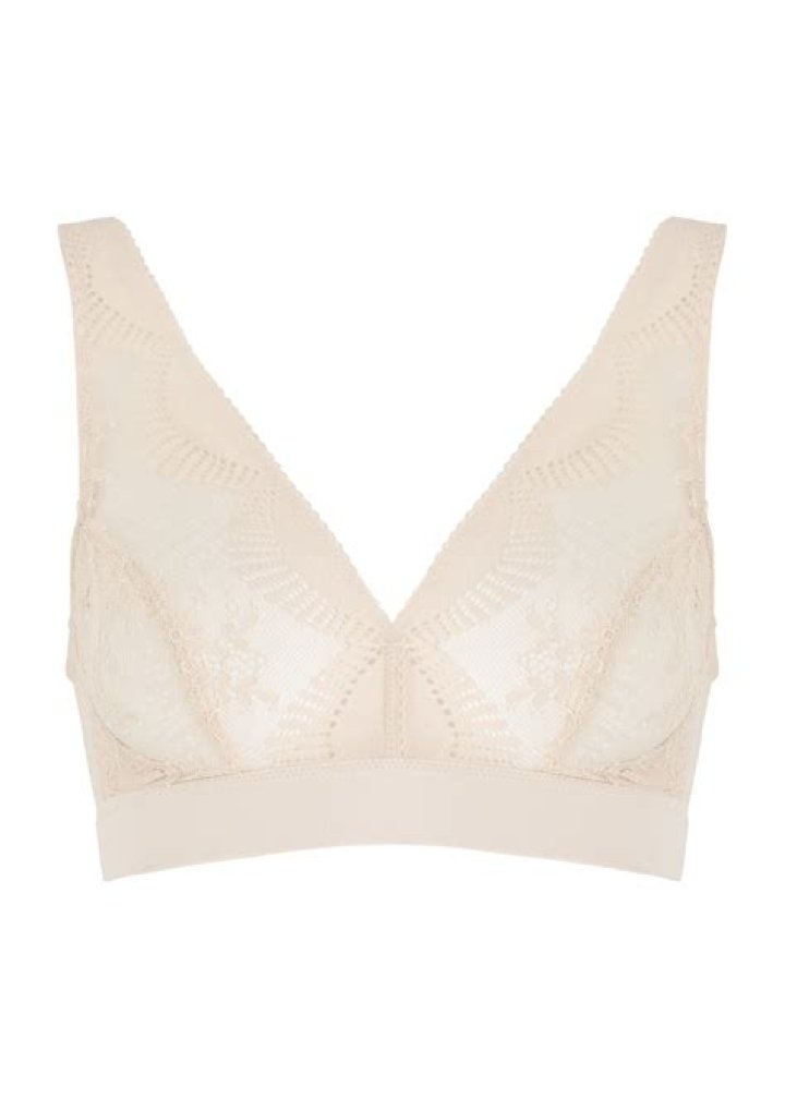 My Sisters and I Love Wearing This Lace Wacoal Bra