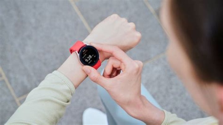 New Galaxy Watch 4 update makes the touch bezel a lot better