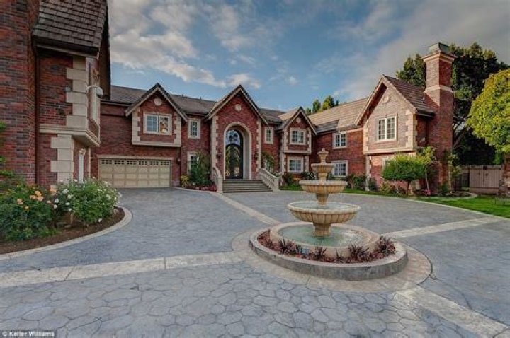Nick and Vanessa Lachey Buy Jenni Rivera's Home for $4.15 Million
