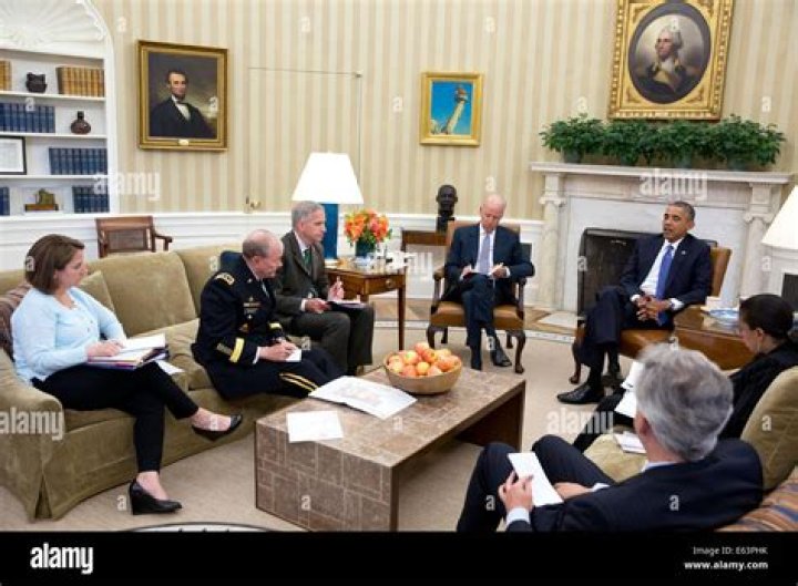 Obama rolls out national security team
