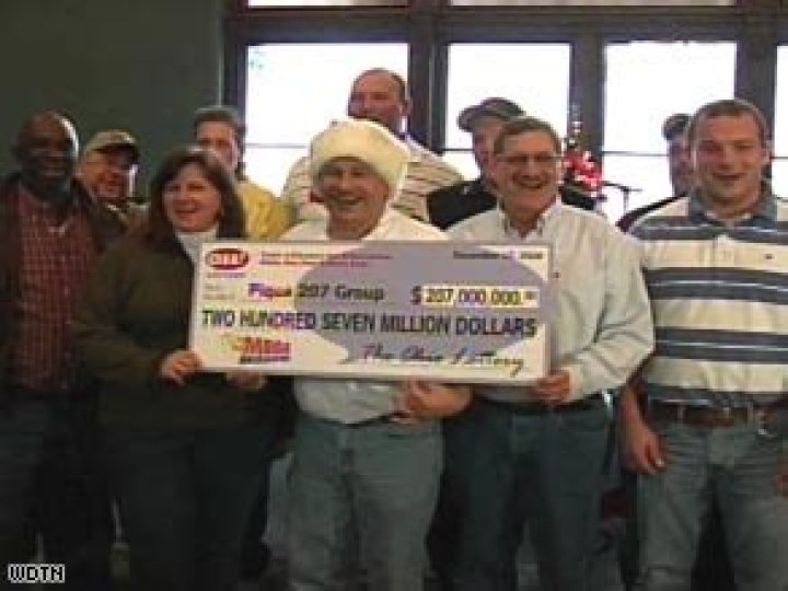 Ohio workers hit lottery jackpot