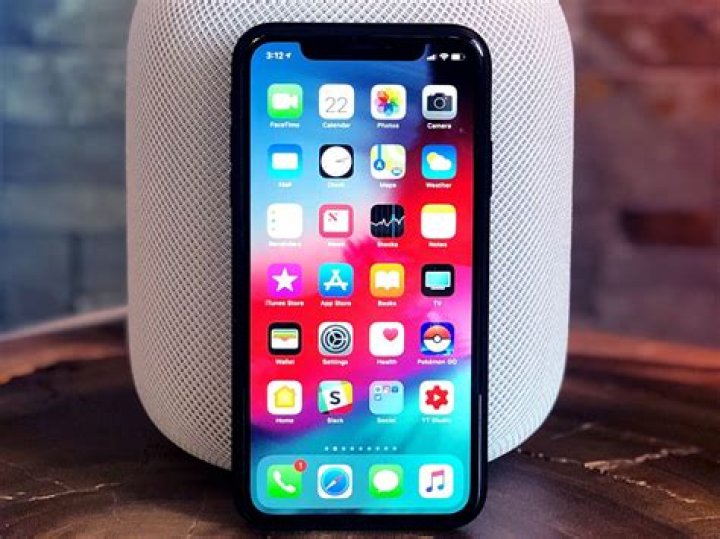 OnePlus 7 Pro vs. iPhone XR: Which should you buy?
