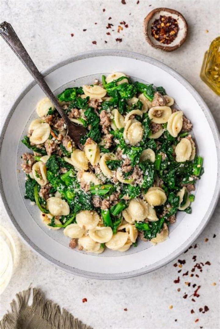 Orecchiette with Broccoli Rabe and Semi-Dried Tomatoes | Rachael Ray | Recipe