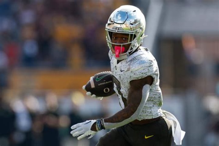 Oregon State at Oregon line, prediction, odds: Ducks favored to clinch Pac-12 title game berth