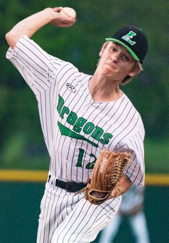 Owen Carlson's Football Recruiting Profile